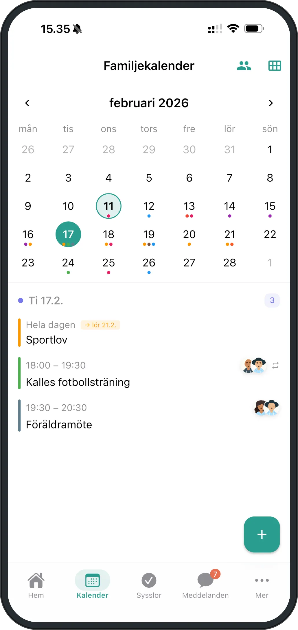 Familjekalenderns månadsvy för februari med dagens händelser listade under.