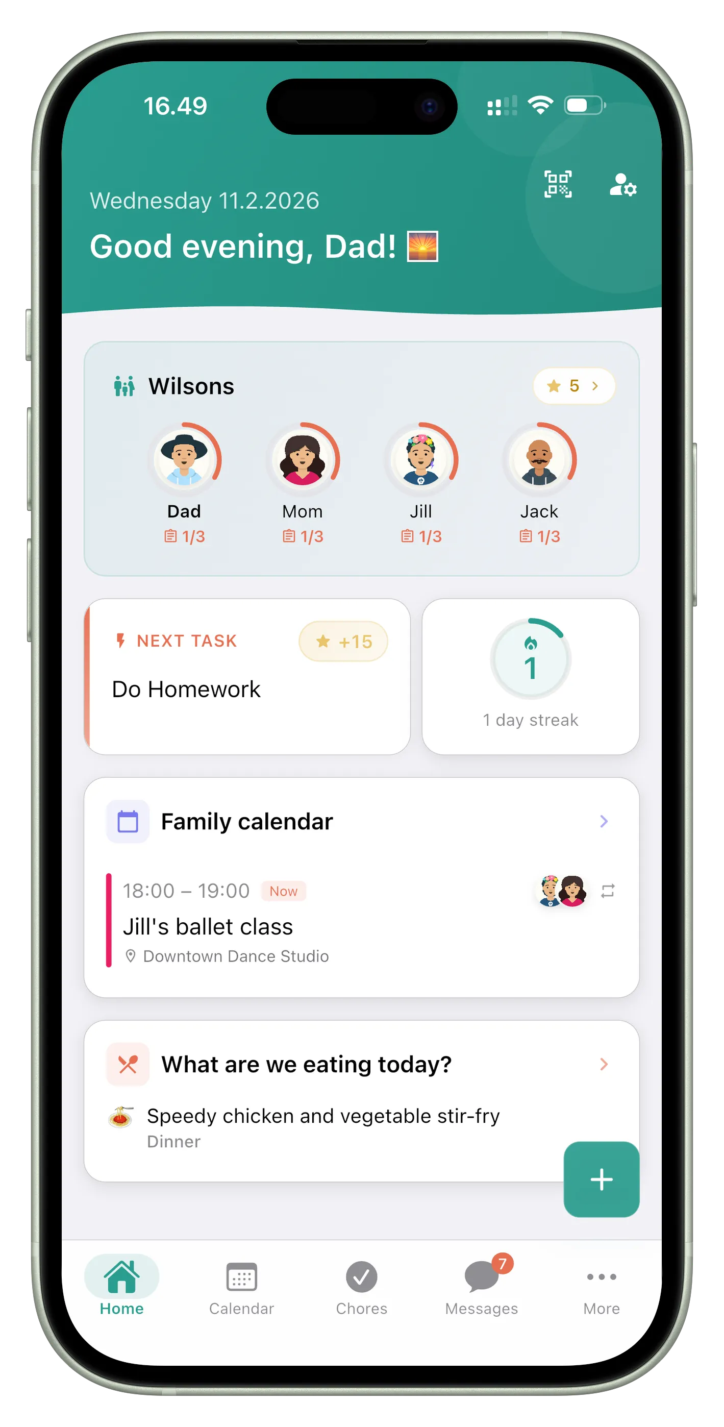 Perhe.app home view: family members, next task and today’s family calendar.
